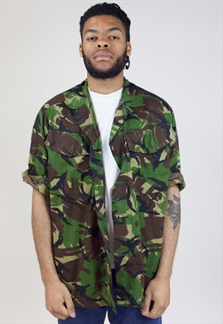 VINTAGE 90'S CAMO JACKET