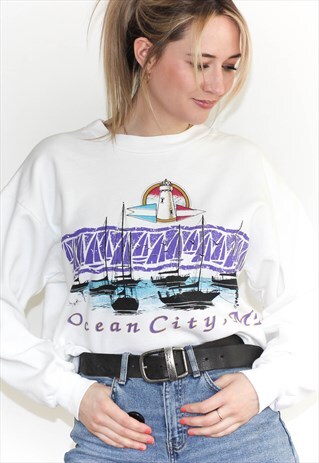 VINTAGE 90'S OCEAN CITY ARCTIC WHITE SLOUCHY FIT SWEATSHIRT
