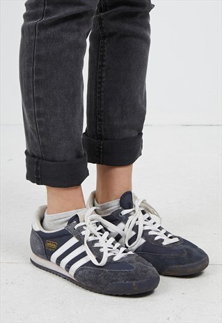 VINTAGE NAVY ADIDAS SUEDE TRAINERS