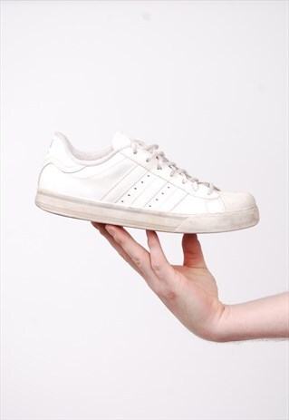 VINTAGE ADIDAS NEO TRAINERS