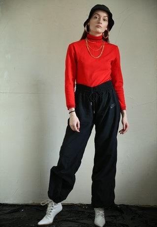 VINTAGE BLACK NIKE TRACK PANTS WITH EMBROIDERED LOGO .UNISEX