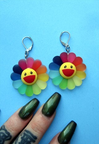 RAINBOW DAISY FACE Y2K FESTIVAL EARRINGS