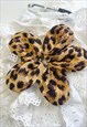 LEOPARD PRINT OVERSIZE FLOWER SCRUNCHIE