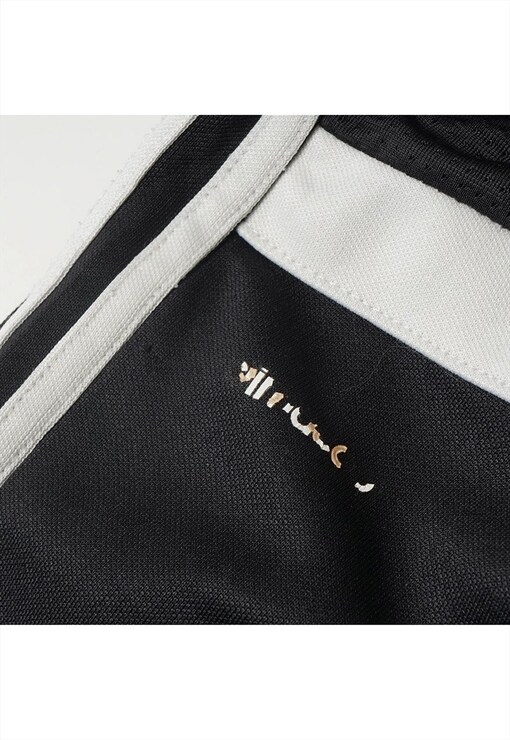 garment image
