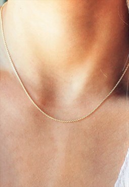 Women's 18" Essential Curb Necklace Chain - Gold