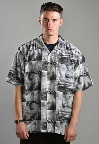 VINTAGE 1990S QUIKSILVER ALLOVER PRINT SHIRT