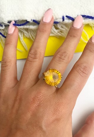 1960'S CHUNKY CITRINE STONE COCKTAIL RING