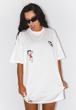 Vintage 90s Betty Boop Embroidered Graphic T-shirt