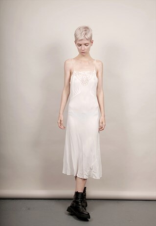 VINTAGE 90'S OFF-WHITE LACE SLIP DRESS