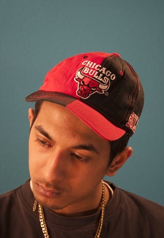 VINTAGE BASKETBALL CHICAGO BULLS STARTER SNAPBACK CAP HAT