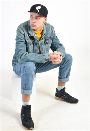 VINTAGE 90'S DENIM JACKET