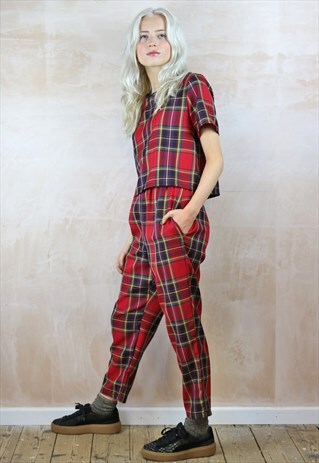 RED PLAID CROP TROUSERS