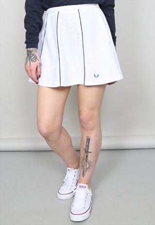 VINTAGE 90'S FRED PERRY HIGH WAISTED WHITE TENNIS SKIRT