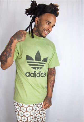 ADIDAS VINTAGE T SHIRT