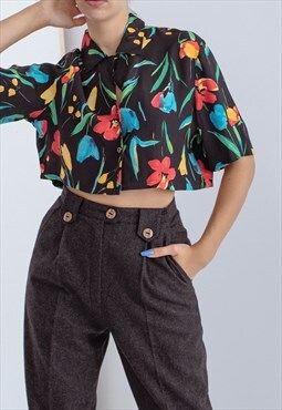 Vintage Reworked Short Sleeve Floral Crop Shirt in Black M