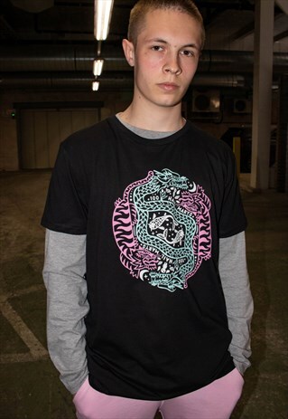 T-SHIRT IN BLACK ORGANIC COTTON WITH DRAGON GRAPHIC PRINT