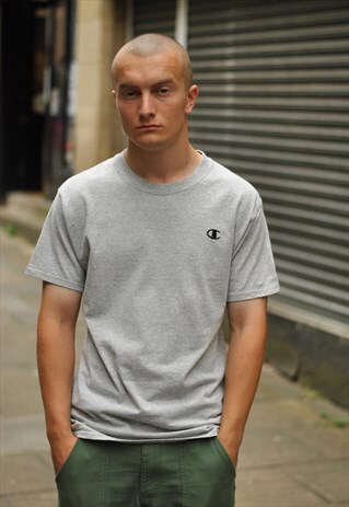 VINTAGE CHAMPION LOGO TSHIRT
