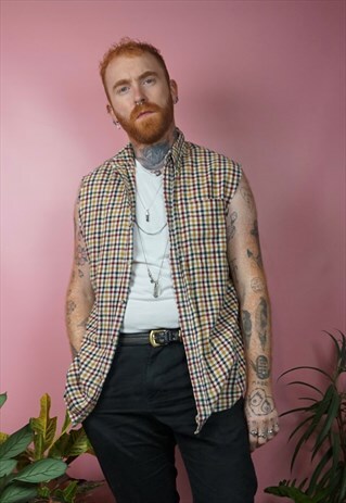 VINTAGE 1990S SLEEVELESS CHECK SHIRT