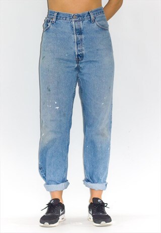PERFECTLY WORN IN DISTRESSED WORKERS LEVI'S JEANS