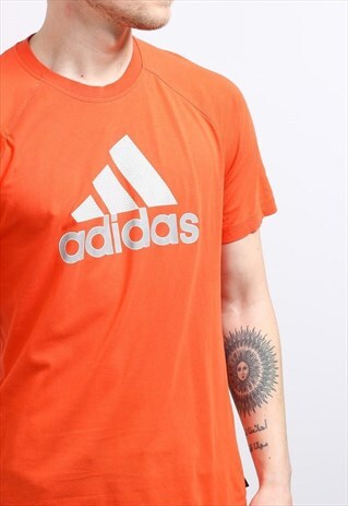 VINTAGE ADIDAS T-SHIRT