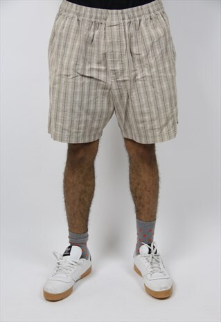 VINTAGE NIKE CHECK SHORTS