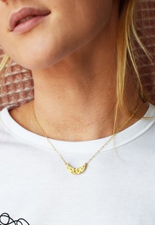 GOLD SHORT NECKLACE WITH CRESCENT AND ROSE DETAIL HANDMADE