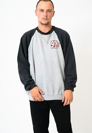 VINTAGE 1997 WALT DISNEY WORLD RAGLAN SWEATSHIRT