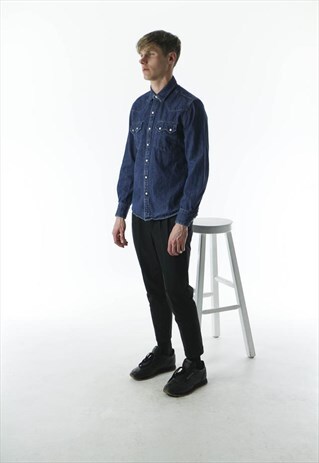 LEVIS MEDIUM BLUE SHIRT / BUTTON UP DENIM SHIRT