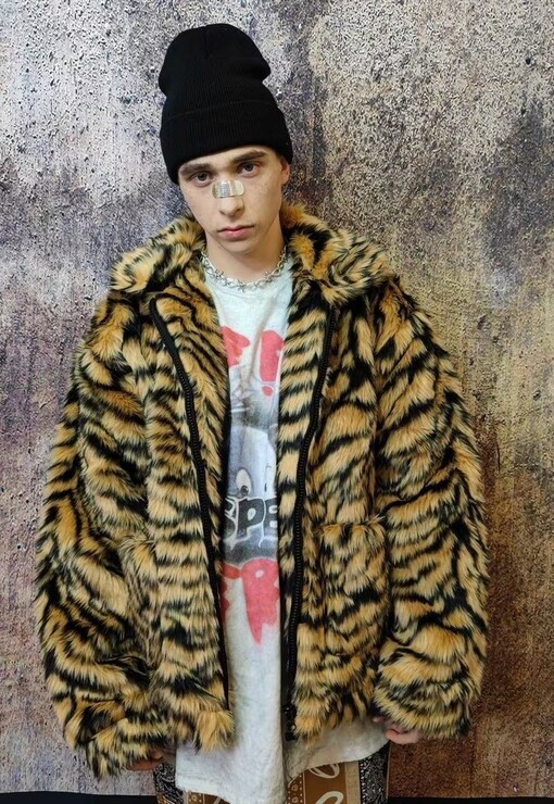 garment image