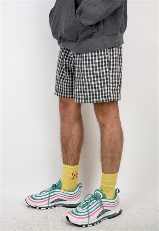 MEN'S VINTAGE 90'S TOMMY HILFIGER SHORTS