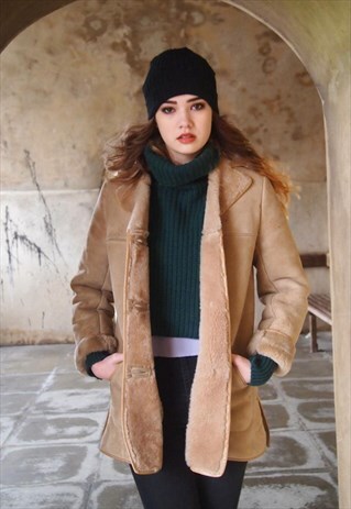 VINTAGE CREAM SHEEPSKIN COAT