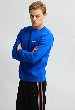 VINTAGE NIKE SWEATSHIRT