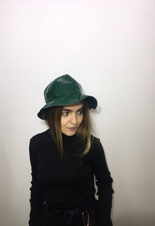 VINTAGE 90' BEAUTIFUL UNISEX HELLY HANSEN GREEN PANAMA