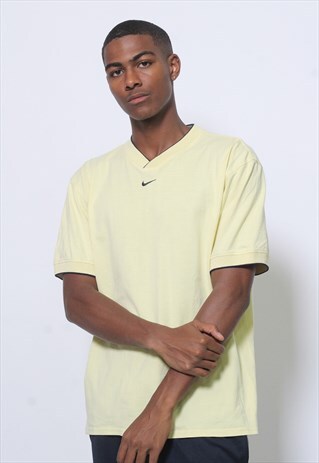 VINTAGE NIKE T-SHIRT