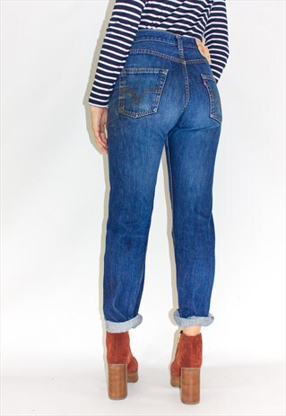 VINTAGE 90'S 501 BOYFRIEND LEVI JEANS