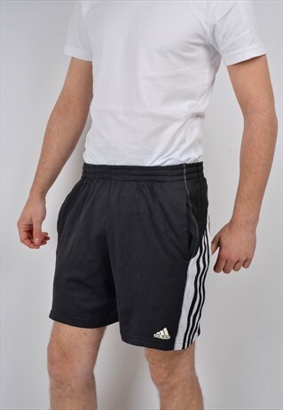 VINTAGE ADIDAS SHORTS IN BLACK 90'S