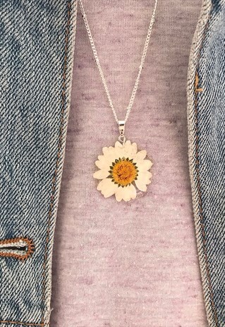 DAISY NECKLACE, FLOWER JEWELLERY, REAL FLOWER, SILVER