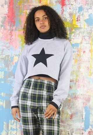 CROPPED SWEATSHIRT IN GREY WITH BLACK STAR