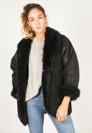 LAST UNIT SALE / VINTAGE 80S WINTER SHEEPSKIN COAT
