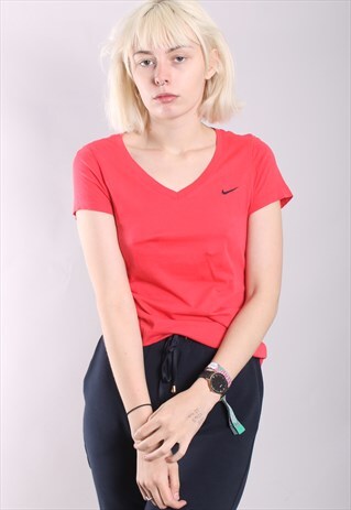 VINTAGE NIKE T-SHIRT