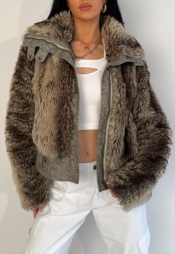 Vintage 00s y2k Brown Faux Fur Cosy Full Zip Coat