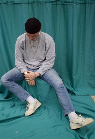 VINTAGE GREY CHAMPION SWEATSHIRT