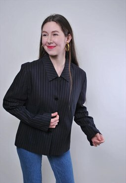 Vintage minimalist striped black blazer with cute collar