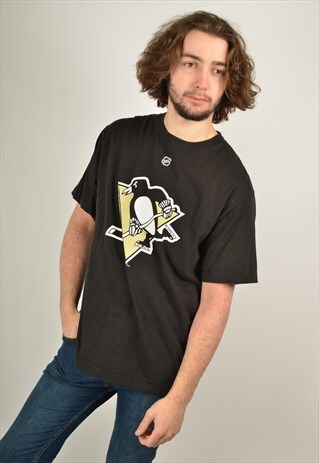 VINTAGE PITTSBURGH PENGUINS REEBOK T-SHIRT IN BLACK