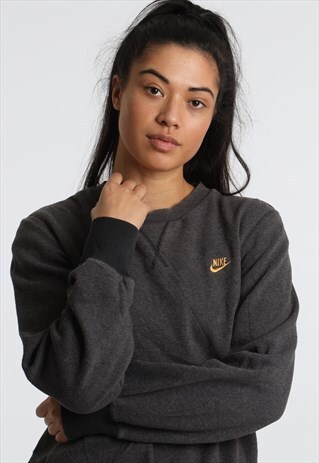 90S NIKE EMBROIDERED LOGO SWEATSHIRT