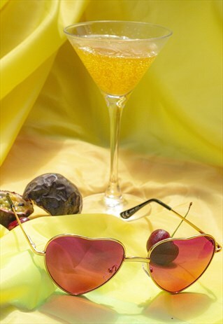 HEART WIRE FRAME SUNGLASSES MAGENTA