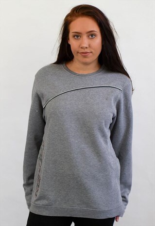 VINTAGE REEBOK SWEATER