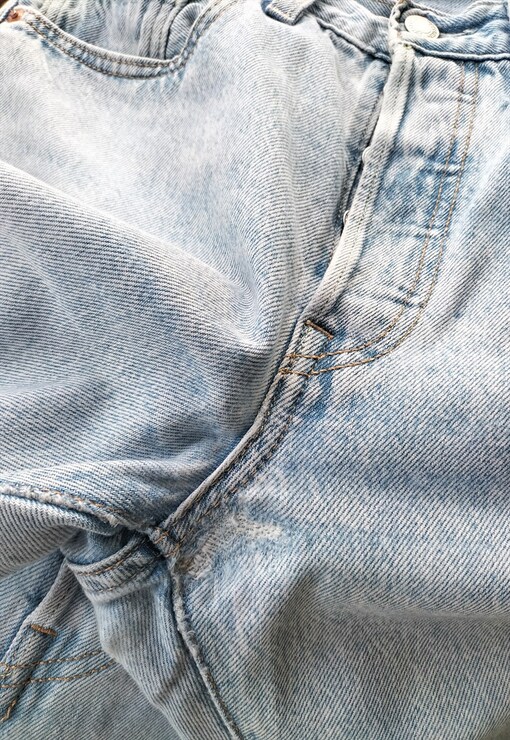 garment image