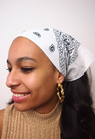 WHITE BANDANA