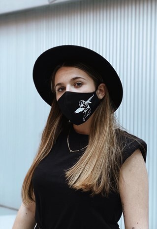 FACE COVERING THE ANGELS